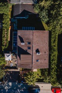 Bild (00222f60fae147defcdb38c2d3cc319c): Gepflegtes Mehrfamilienhaus mit 3 Einheiten in ruhiger Lage