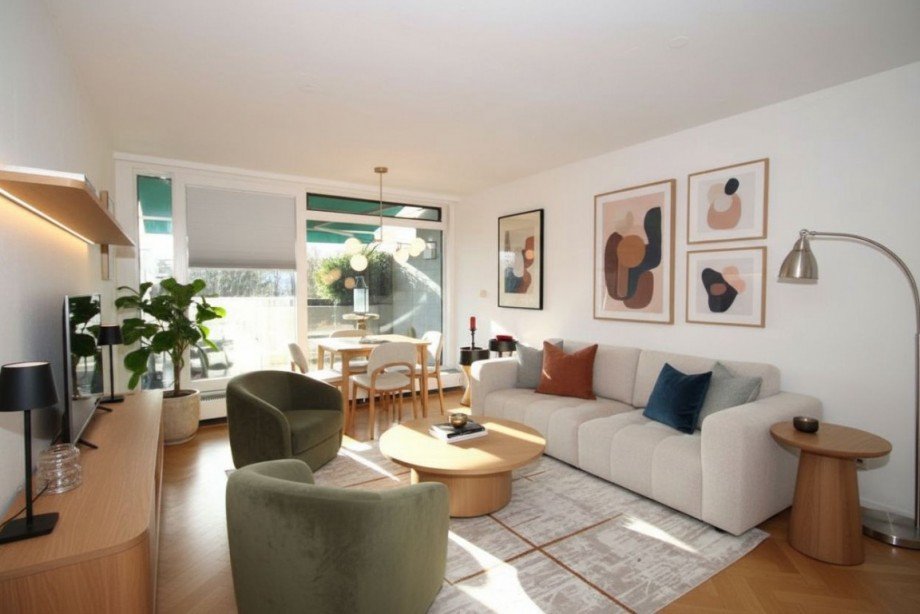 Wohnzimmer KI generiert Etagenwohnung M�nchen