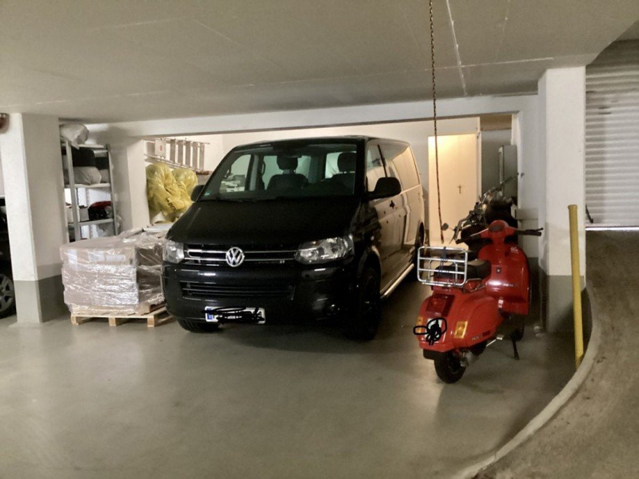 Tiefgarage / Stellpl�tze Reihenendhaus Olching
