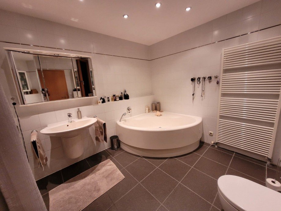 Badezimmer / EG Einfamilienhaus Olching
