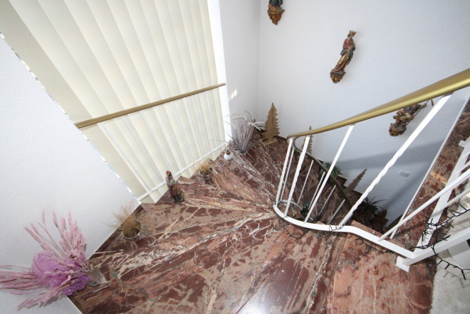 Marmortreppe Einfamilienhaus Planegg / Martinsried