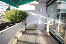 Balkon lichtdurchflutete 2-Zimmer Wohnung mit zwei Balkonen
