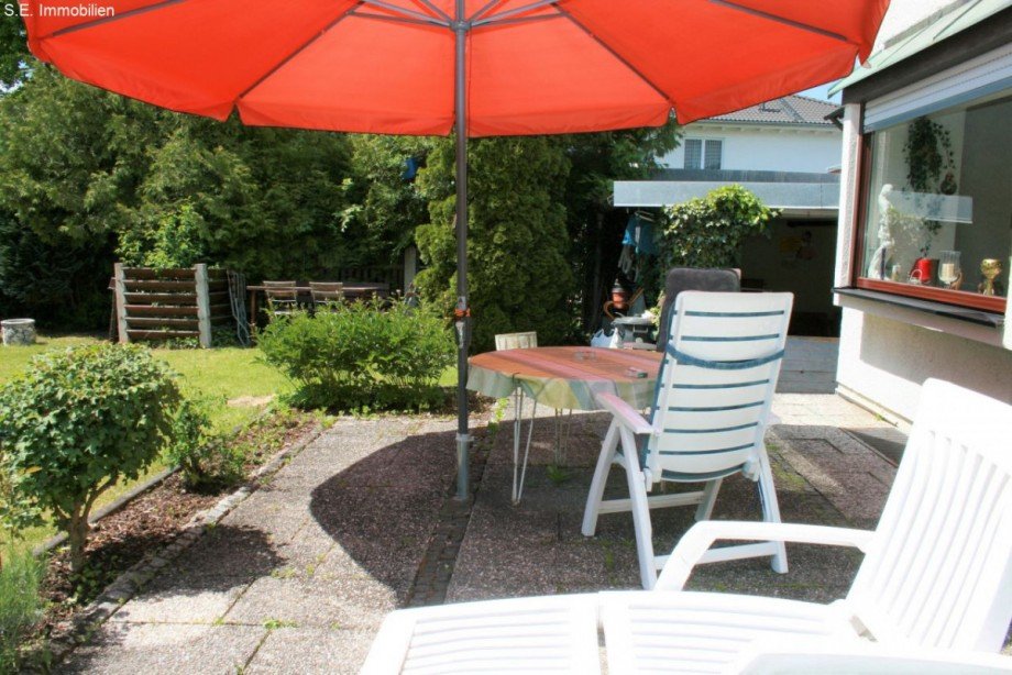 Terrasse 2. Bild Einfamilienhaus Gr�felfing