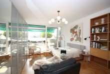 Schlafzimmer / KI Bild lichtdurchflutete 2-Zimmer Wohnung mit zwei Balkonen