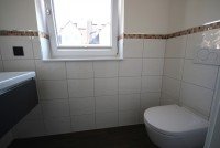 Bild (435d32152ff4d27db5f0cdc6e87e7245): Modernes Einfamilienhaus mit niedrigem Energieverbrauch in einer ruhigen Lage.