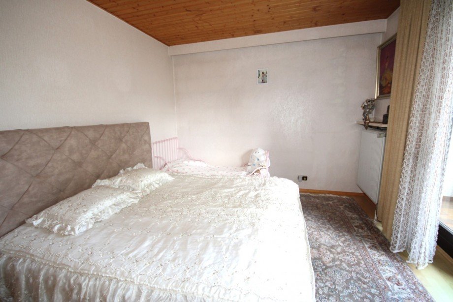 Schlafzimmer Reiheneckhaus M�nchen / Kleinhadern