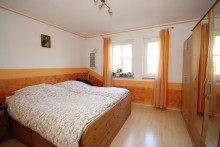 Schlafzimmer Traumhafte 2- Zimmer- Gartenwohnung in ruhiger Lage