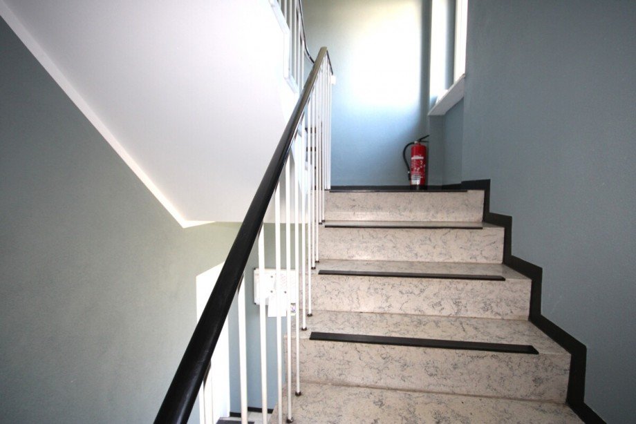 Treppenhaus Mehrfamilienhaus Planegg