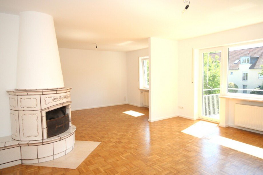 Wohnzimmer OG Mehrfamilienhaus Planegg