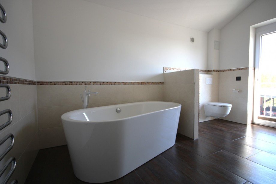 Freistehende Badewanne Einfamilienhaus Altom�nster