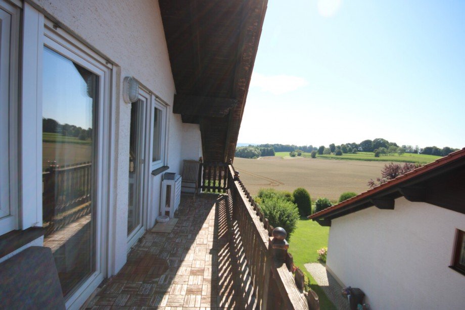 Balkon DG Doppelhaush�lfte T�rkenfeld