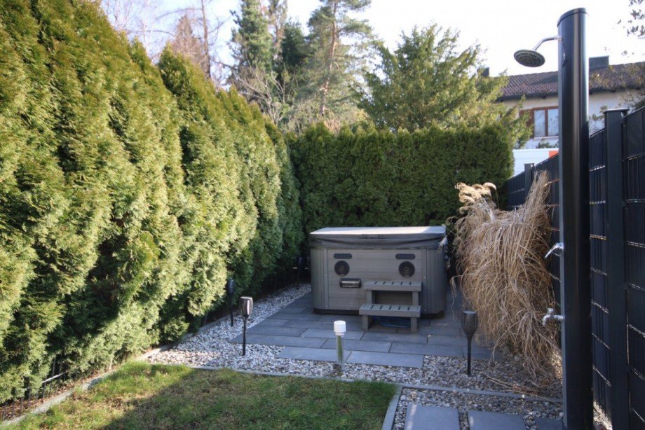 Garten / Whirlpool Haus M�nchen