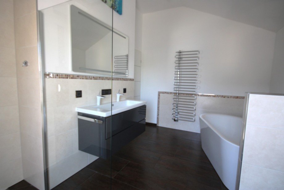Badezimmer Einfamilienhaus Altom�nster