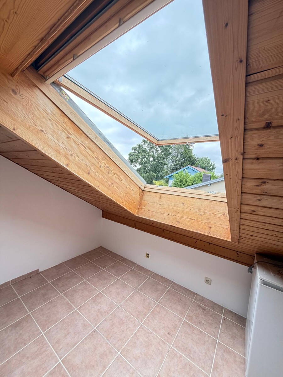 Schlafzimmer Dachgeschosswohnung Gro�karolinenfeld