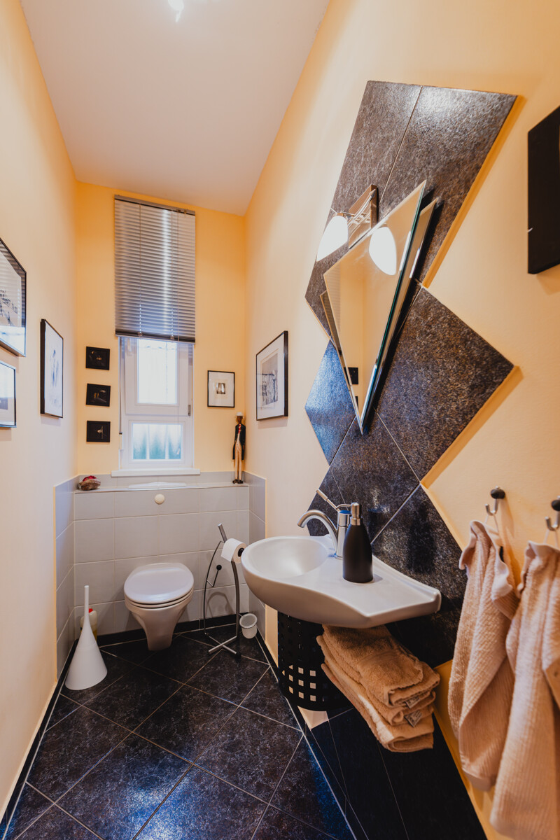 G�ste WC Erdgeschosswohnung Gr�felfing