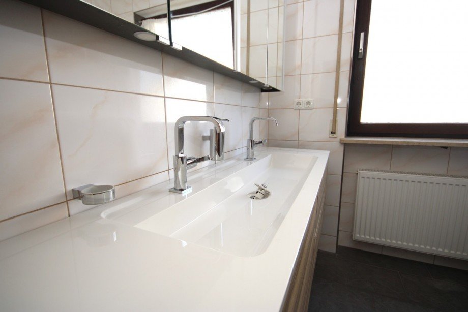 Waschtisch Reiheneckhaus M�nchen / Kleinhadern