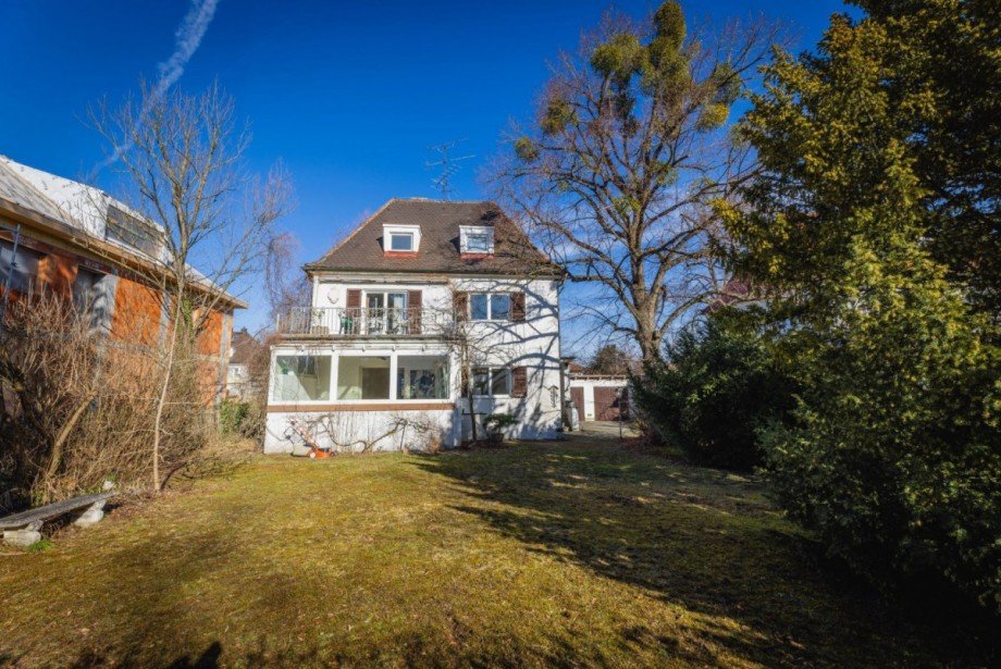 Haus S�dansicht Einfamilienhaus M�nchen