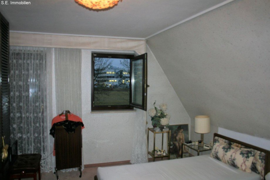 Schlafzimmer Einfamilienhaus Gr�felfing