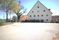 Bild (c10f72461f1d0224c135034356128c24): Sch�n geschnittene 2-Zimmer-Erdgeschosswohnung in ruhiger Lage.