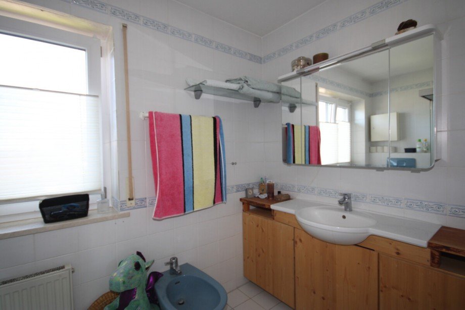 OG. Badezimmer Doppelhaush�lfte T�rkenfeld