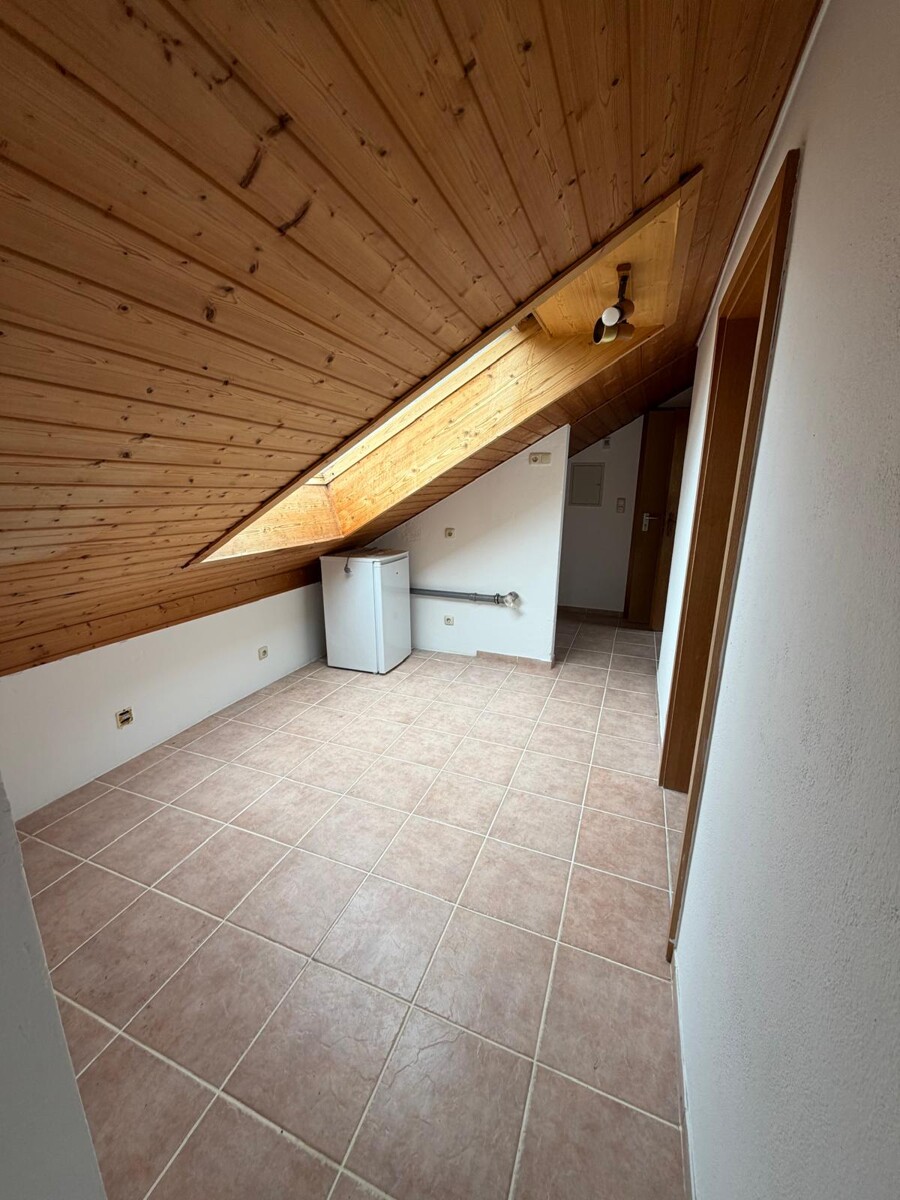 K�che Dachgeschosswohnung Gro�karolinenfeld