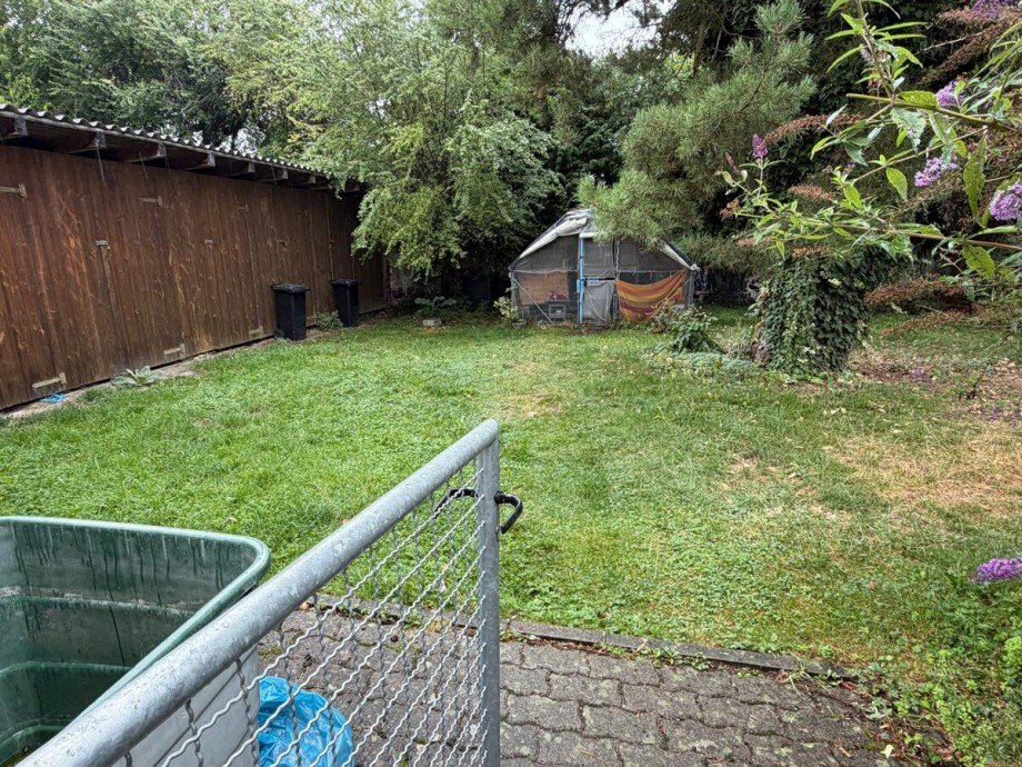 Garten Dachgeschosswohnung Gro�karolinenfeld