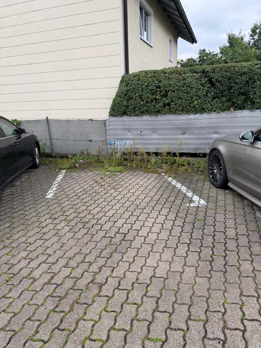 Stellplatz Dachgeschosswohnung Gro�karolinenfeld