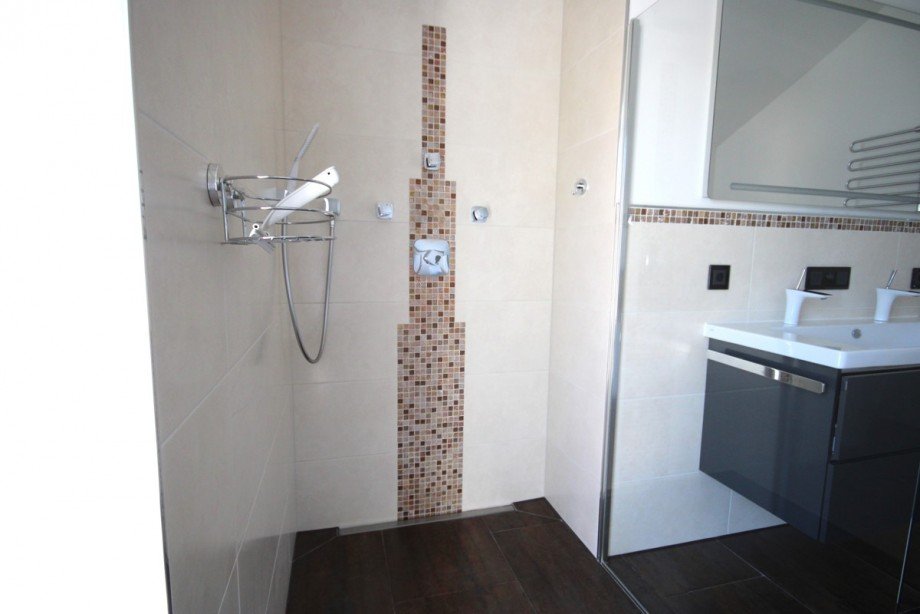 Badezimmer Einfamilienhaus Altom�nster